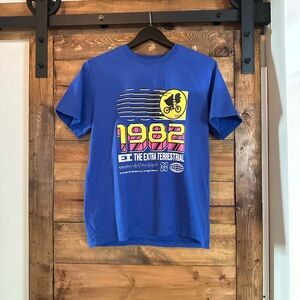 Universal Blue 1982 E.T. Graphic Tee